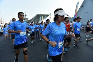 BIB: 6303
                            <button type="button" onclick="openModal(3172697)" class="btn btn-primary btn-sm float-right btn-popup" data-toggle="modal" data-target=".modal-high-quality">
                        <i class="fas fa-shopping-cart"></i> Add to Cart
                    </button>
                                            <button type="button" onclick="isThisMe(3172697, true)" class="btn btn-success btn-sm float-right btn-popup btn-isme hidden" data-toggle="tooltip" data-placement="bottom" title="นี่คือรูปของคุณใช่ไหม คลิกที่นี่เพื่อเอาเข้าอัลบั้ม">
                        <i class="fas fa-plus"></i> Add to album
                    </button>
                    <button type="button" onclick="isThisMe(3172697, false)" class="btn btn-warning btn-sm float-right btn-popup btn-isnotme hidden">
                        <i class="fas fa-ban"></i> Remove from album
                    </button>